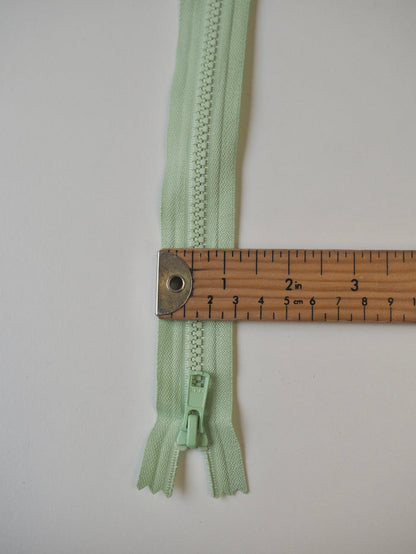 YKK 23cm/9" Pastel Green Chunky Plastic Teeth Zips