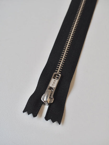 YKK 23cm/9inch Black Metal Teeth Zips